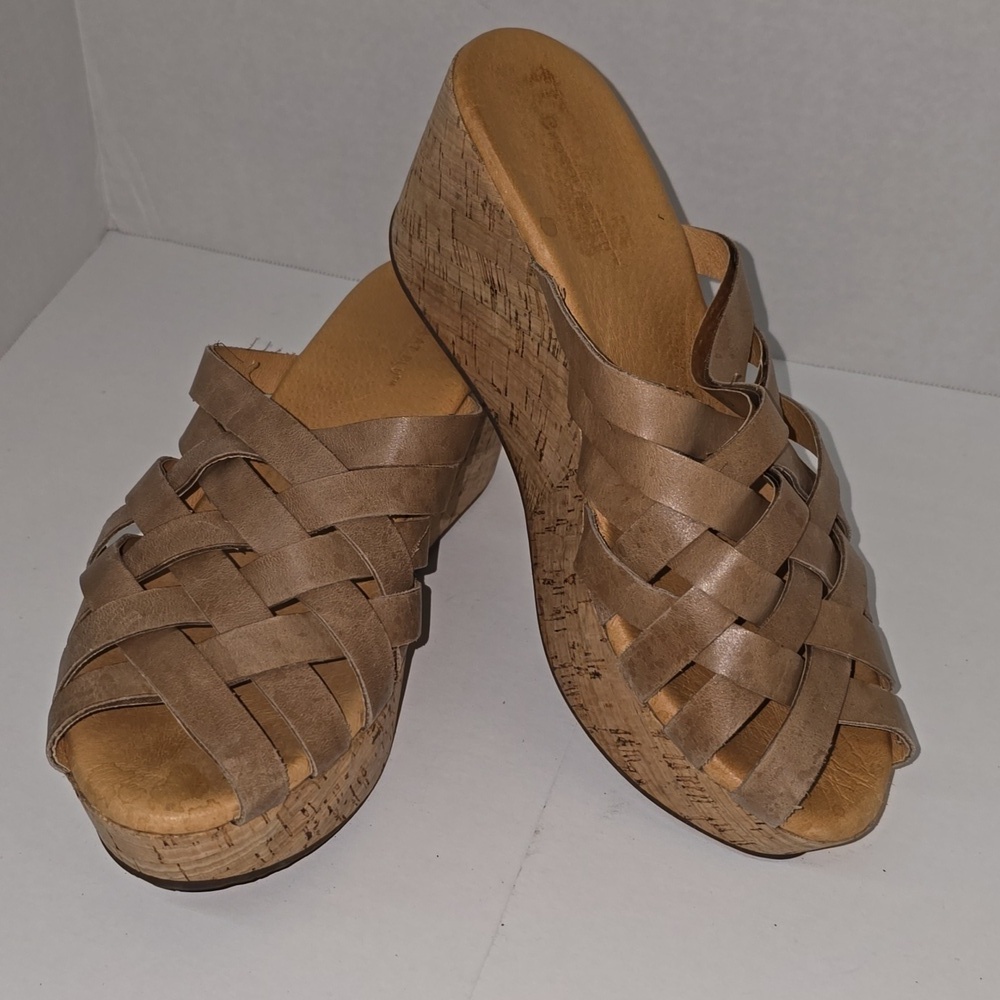 Chocolat Blu Peep Toe Yemaya Slide Platform Cork Wedge Womens Size 10